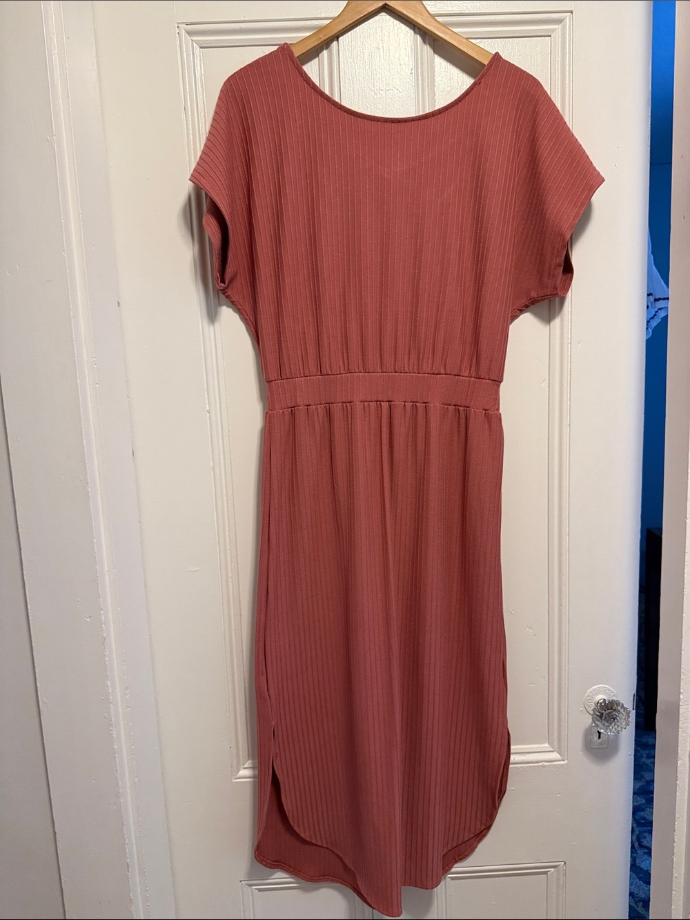 Ribbed Midi Dress in Dusty Rose with Waistband